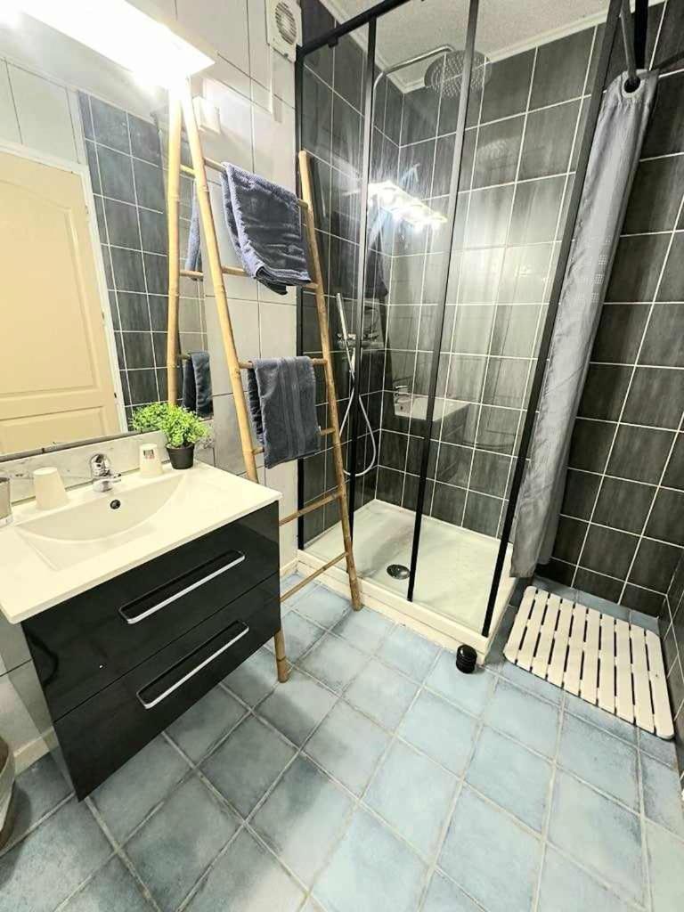 La Villa Du Menhir Chambre D'Hotes Bize-Minervois Dış mekan fotoğraf