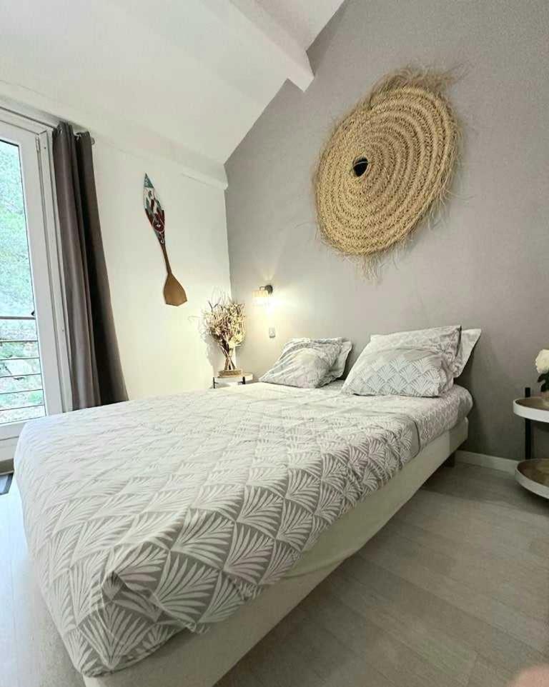 La Villa Du Menhir Chambre D'Hotes Bize-Minervois Dış mekan fotoğraf